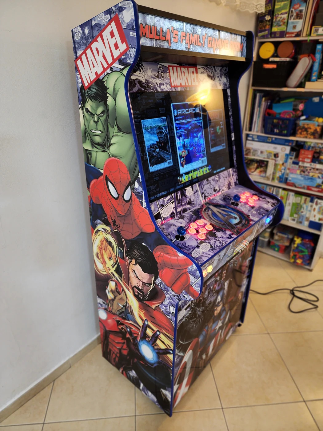 MARVEL — גיבורי העל בצד — מבט צד · 23.05.2023
